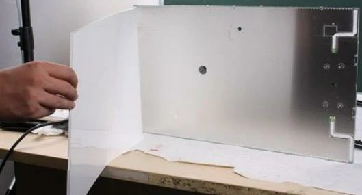 The-whole-process-of-LCD-manufacture-is-explained-in-detail