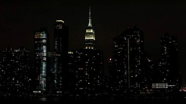3-STONE-participates-part-in-earth-hour-lights-out