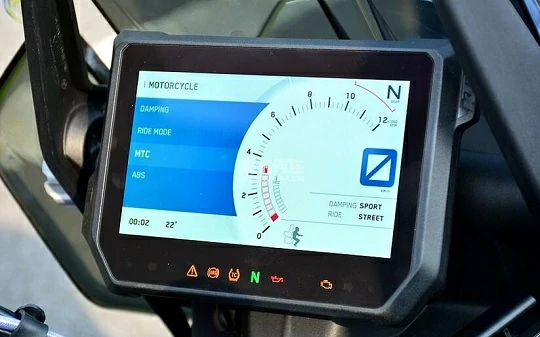 Onboard-TFT-LCD-displays-screen