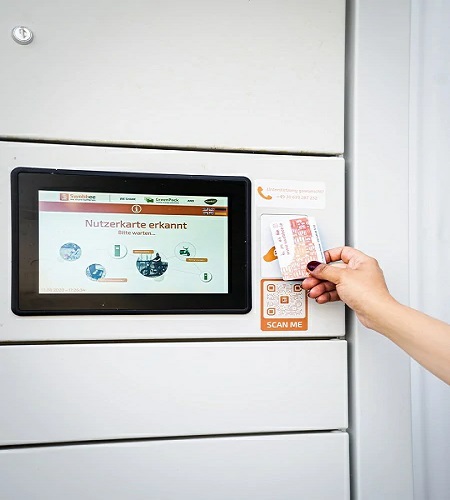 TFT LCD display for hotel applications